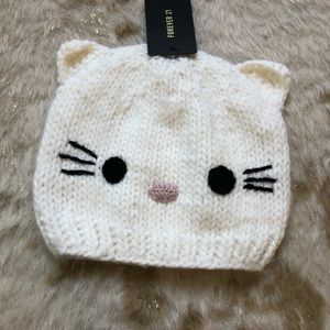 NWT F21 Knit cat beanie